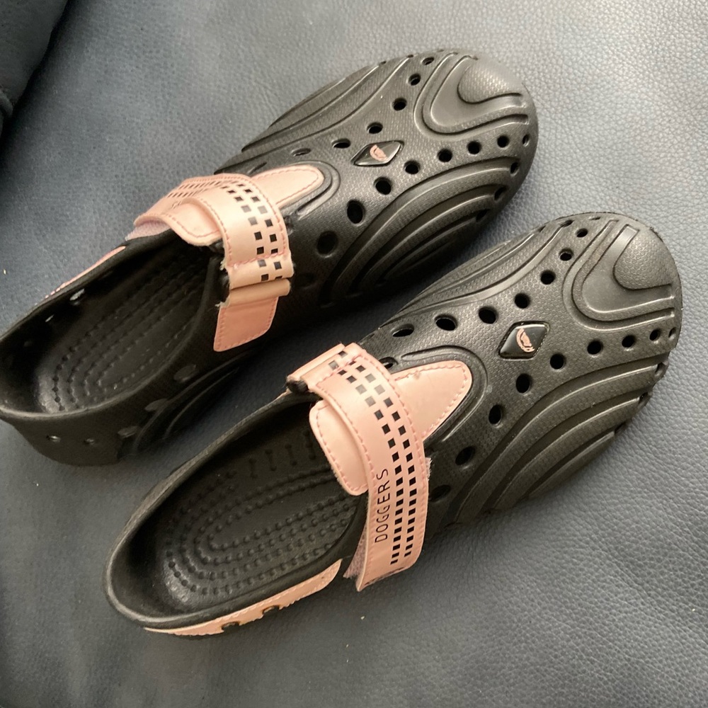 Water shoes